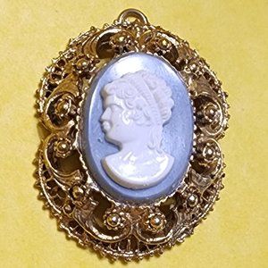 1 Cameo Pendant  All intact Gold Tone  Blue & White left facing Vintage
